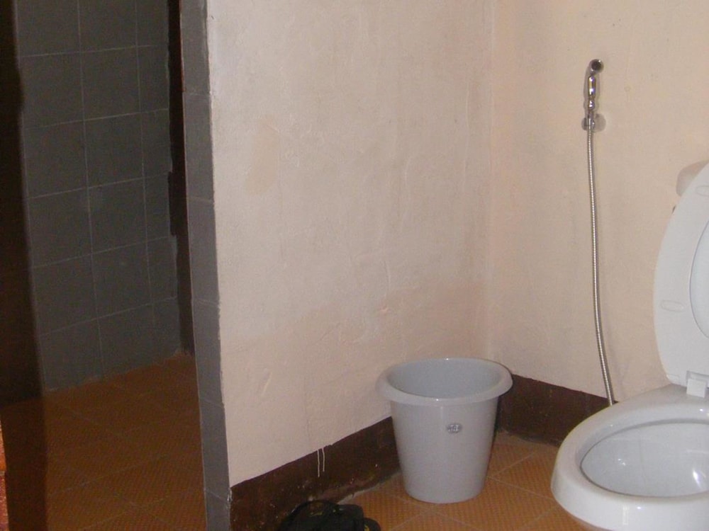 Air-con Bungalow photo 3