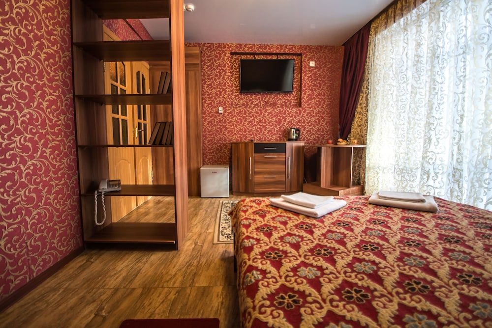 Double Room (Large) photo 3