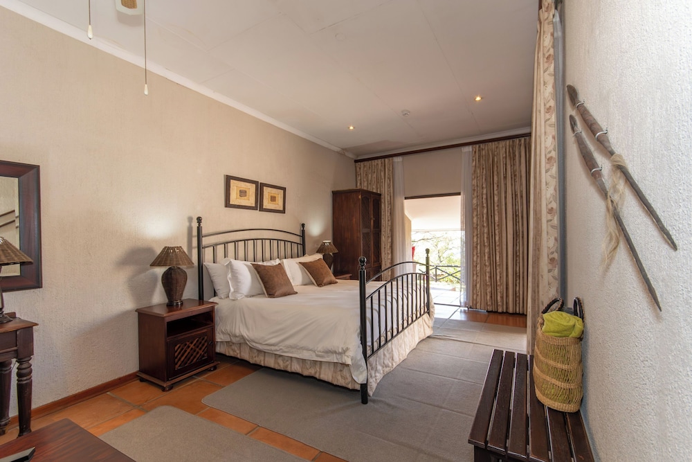 Luxury Suite photo 1