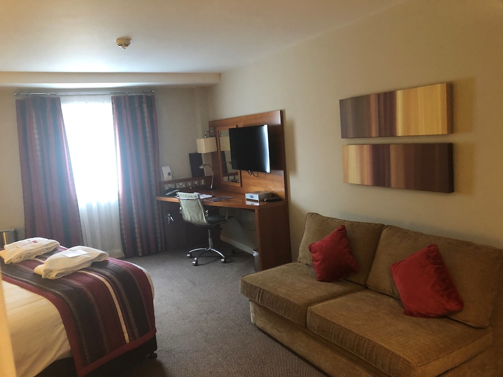 Executive Room, 1 King Bed, Non Smoking - Photo 3