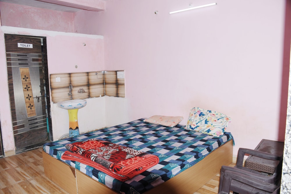 Standard Room photo 2