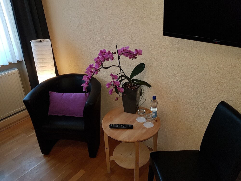 Superior Single Room, 1 King Bed, Non Smoking photo 1