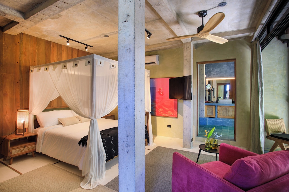 Premier Suite, Garden View