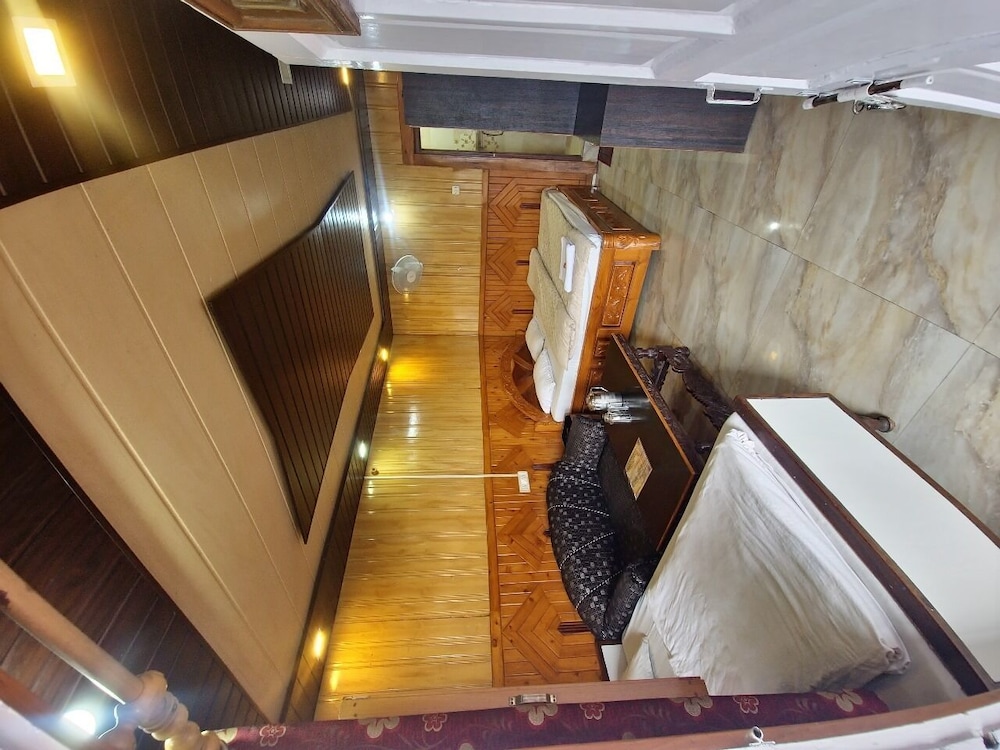 Luxury Room
