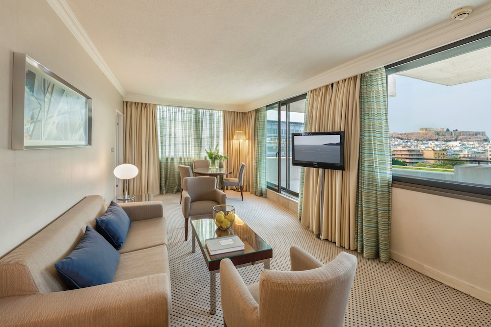 Club Suite, 1 Bedroom, Balcony (Club Louge Access, Acropolis View) photo 3