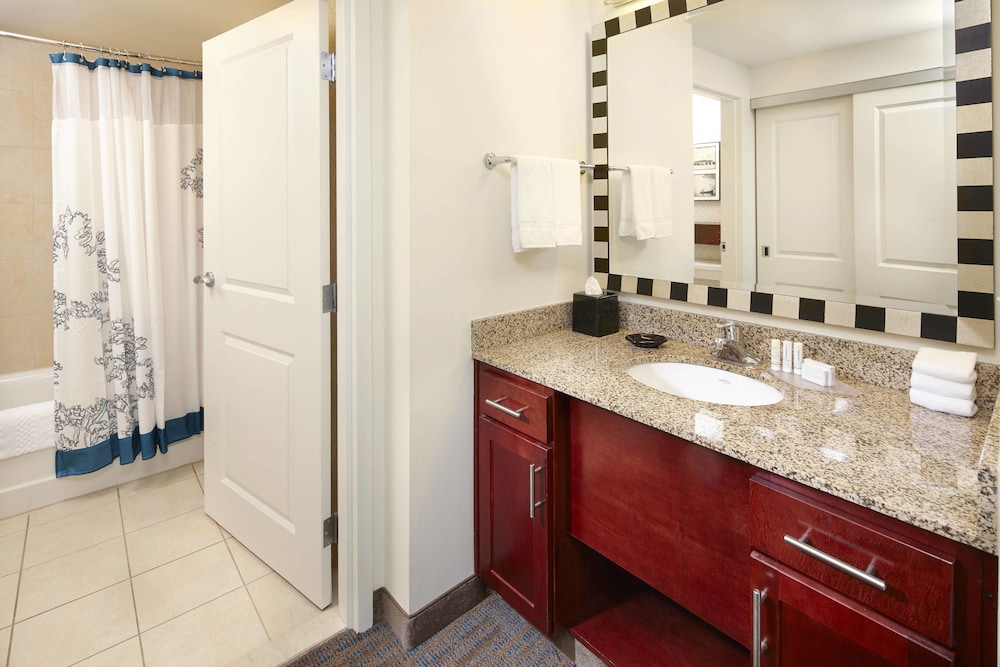 Suite, 1 Bedroom photo 3