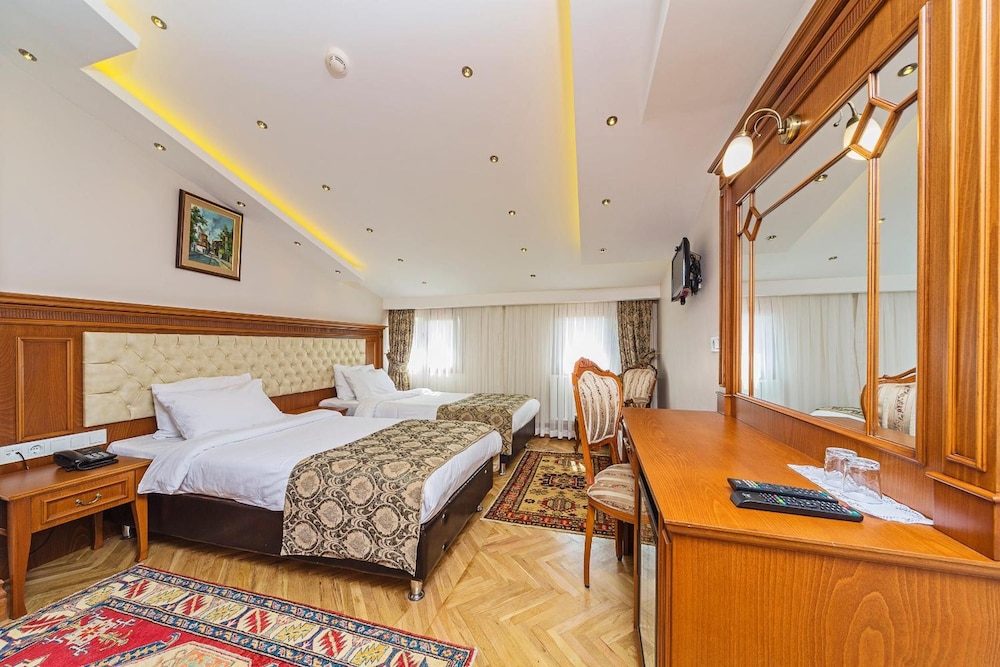 Economy Twin Room photo 3