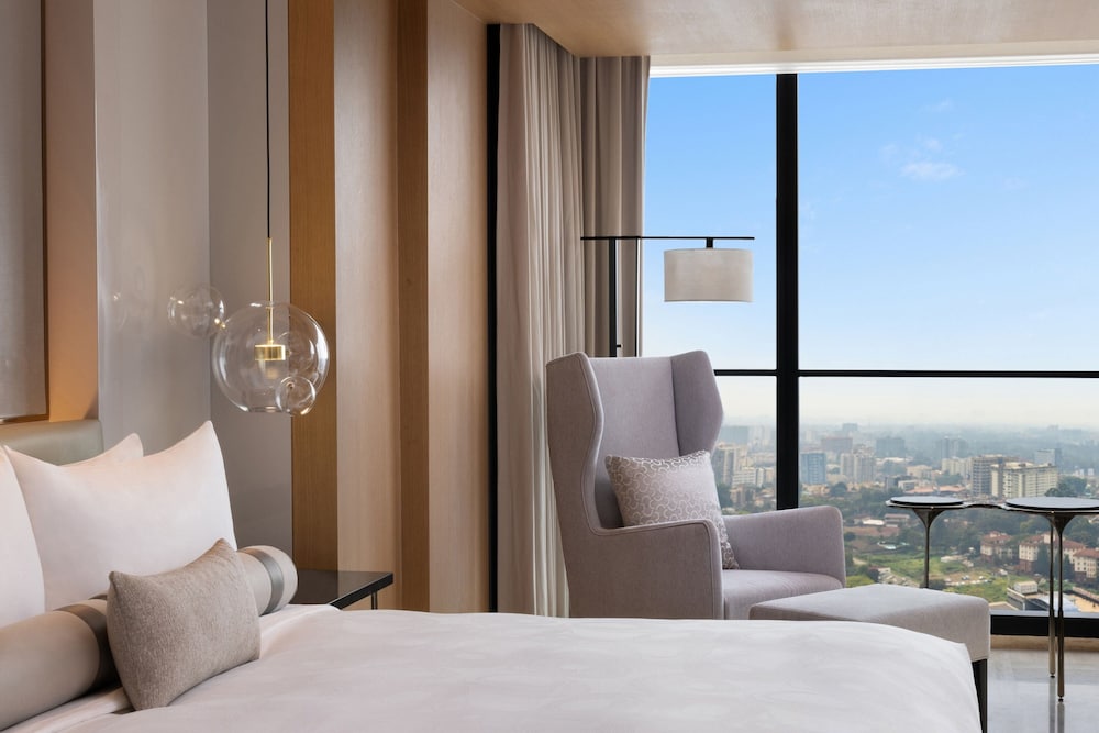 Club Room, 2 Double Beds, City View photo 3