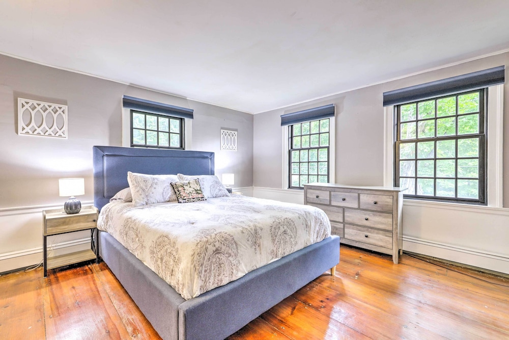 House (4 Bedrooms) photo 1