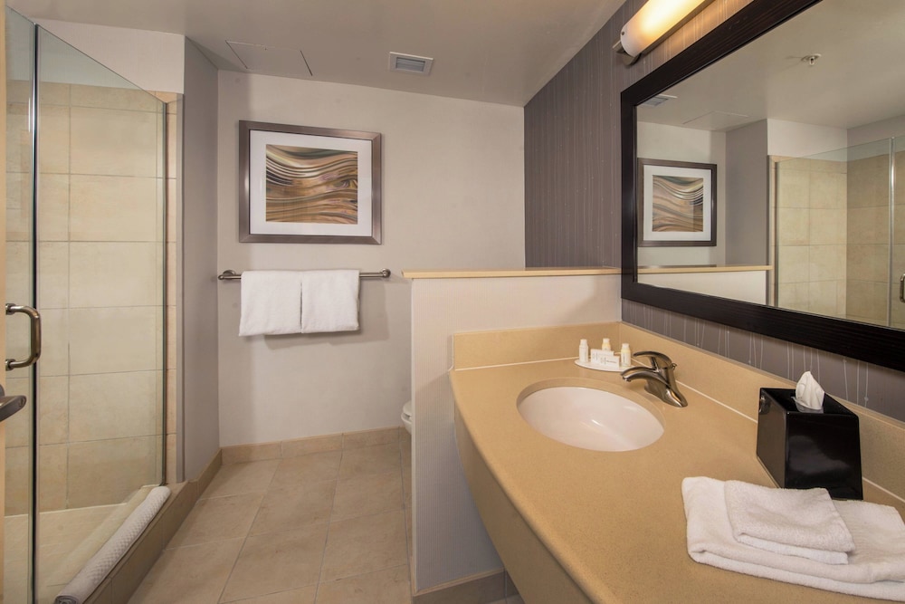 Executive Room, 2 Queen Beds photo 3