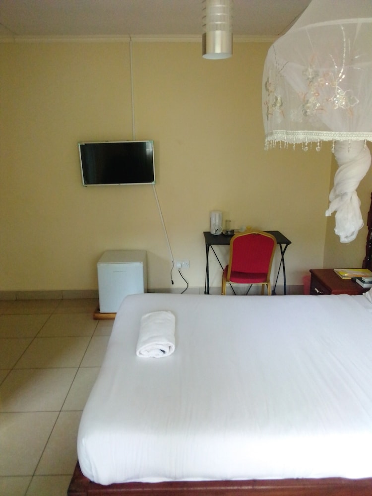 Standard Double Room photo 2