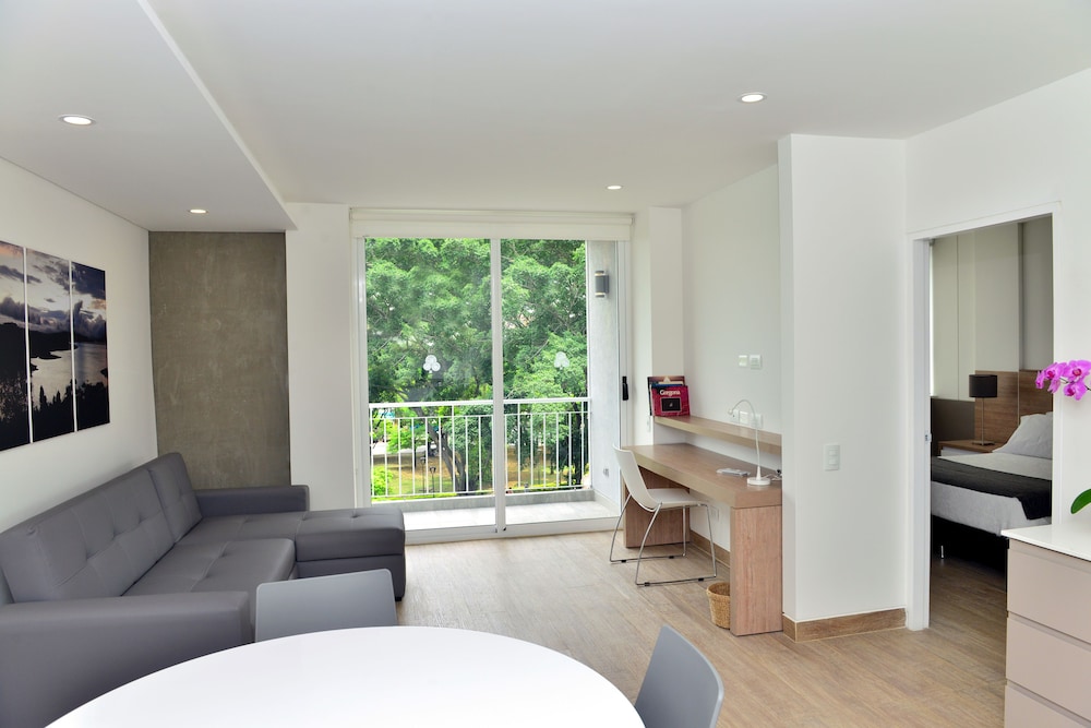 Deluxe Suite, Park View photo 1