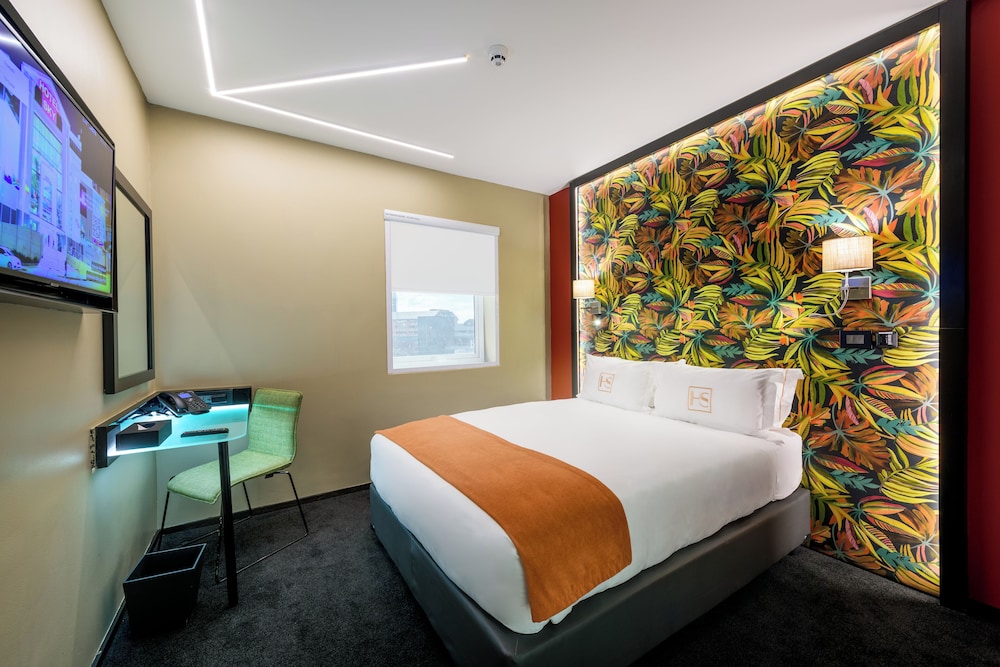 Junior Executive Queen Room - Photo 2