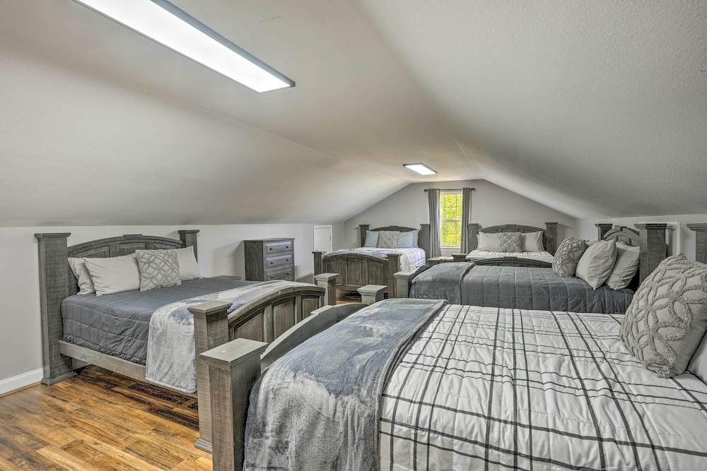 House (5 Bedrooms) photo 2