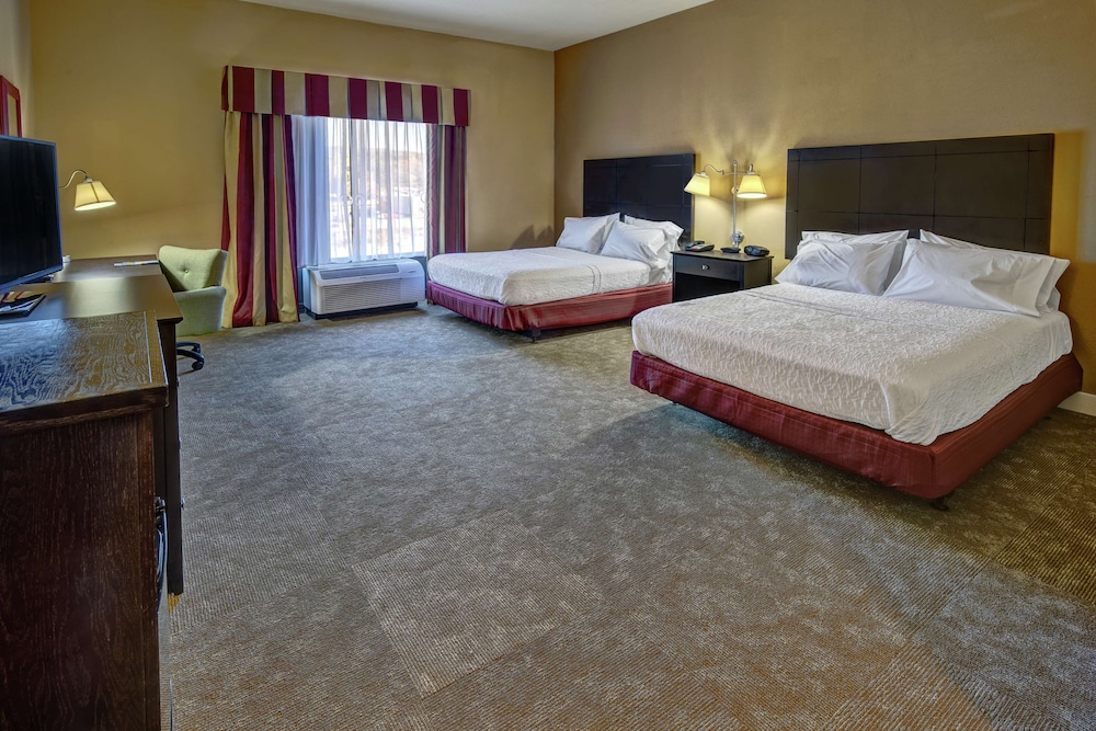 Room, 2 Queen Beds, Accessible, Bathtub (Mobility & Hearing) - Photo 1