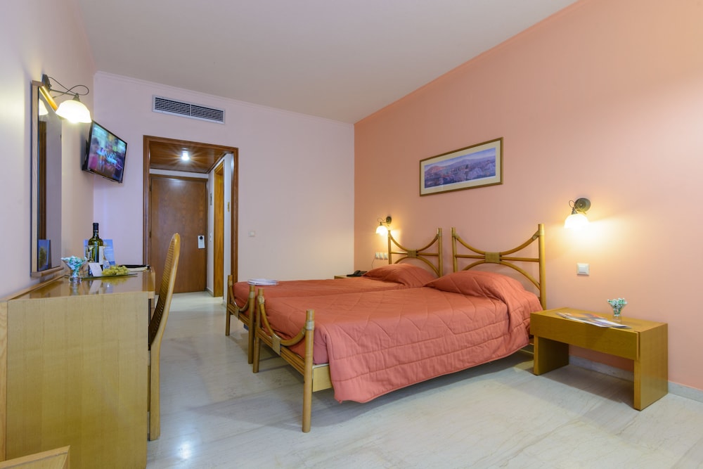 Standard Single Room, Garden View