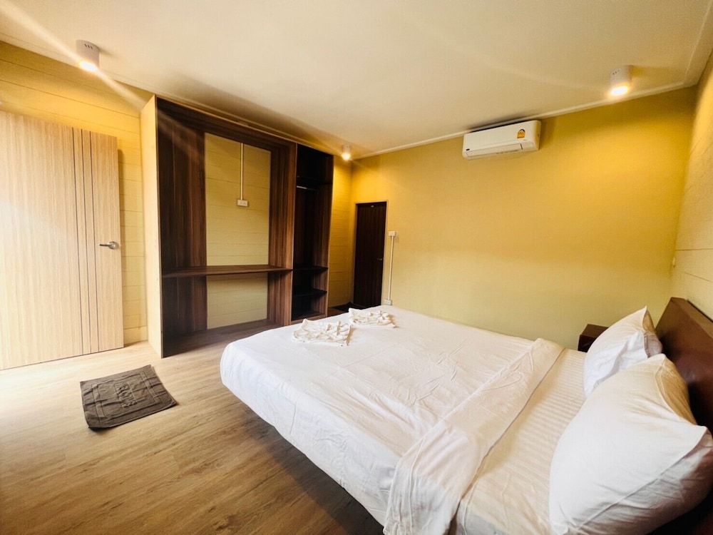 Deluxe Double Room - Photo 3