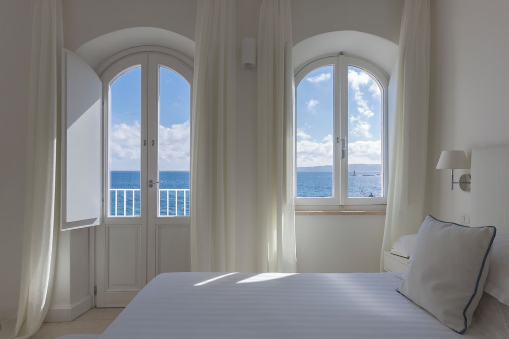 Luxury Double Room, Balcony, Sea View photo 2
