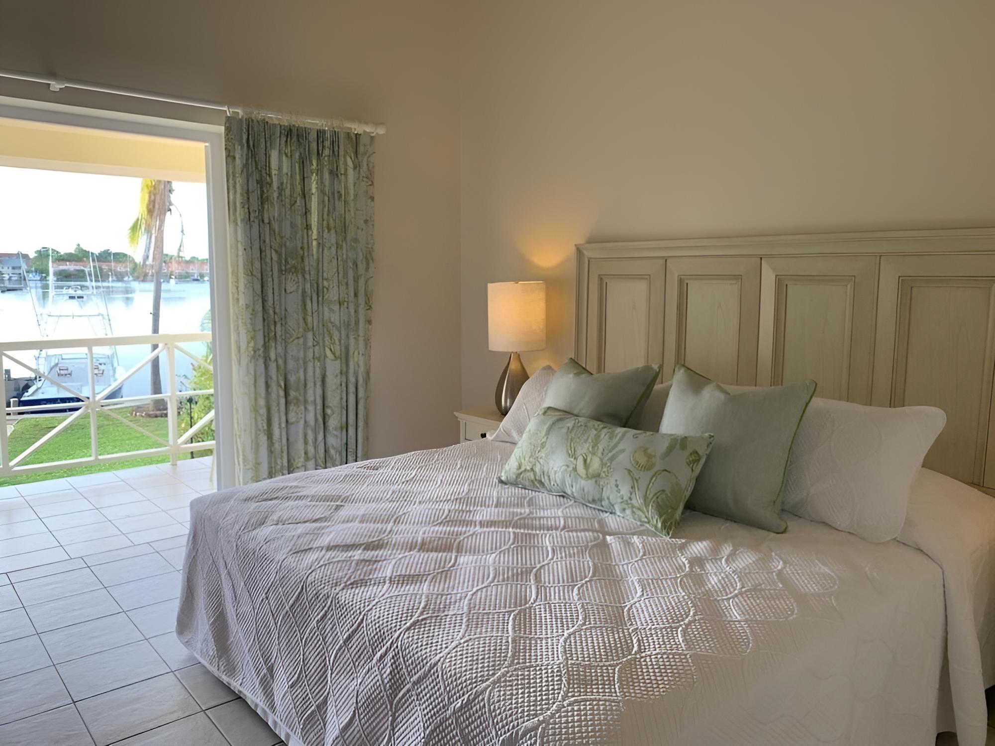 Townhome, 3 Bedrooms photo 1