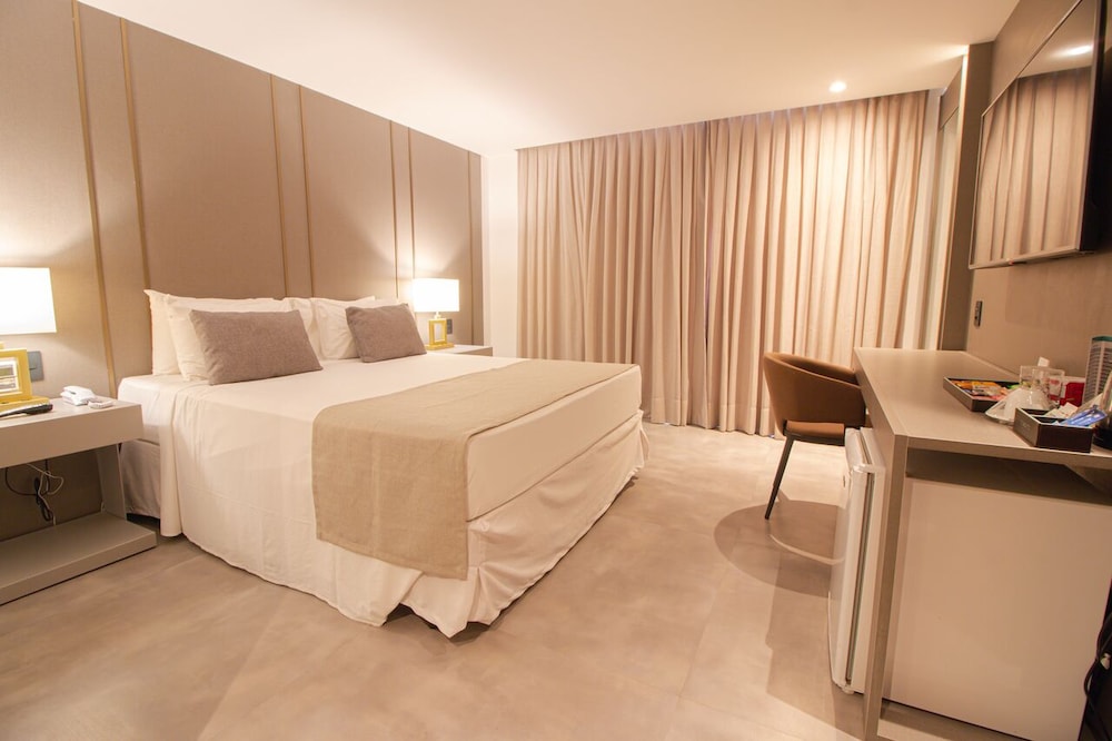 Family Room, City View