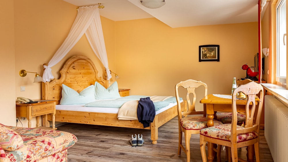 Panoramic Room, 1 Queen Bed with Sofa bed, Balcony, River View photo 2