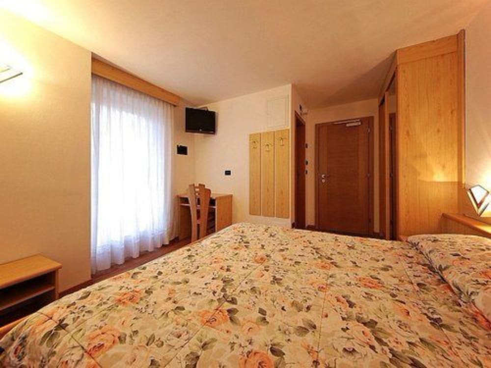 Classic Double or Twin Room photo 1