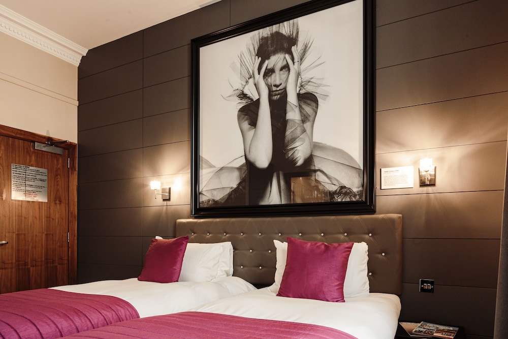 Superior Double or Twin Room - Photo 5