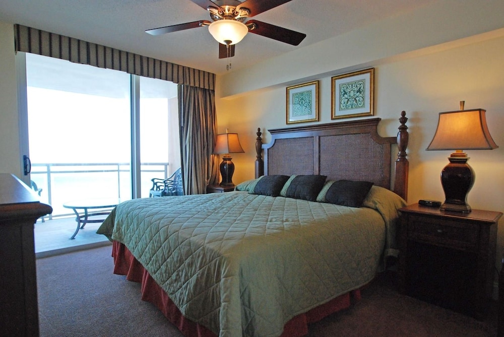 Condo, 3 Bedrooms photo 1