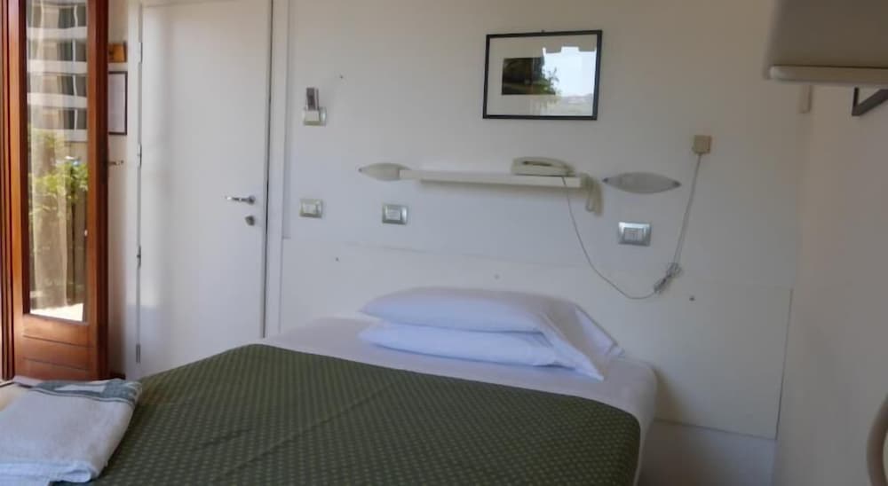 Economy Double or Twin Room
