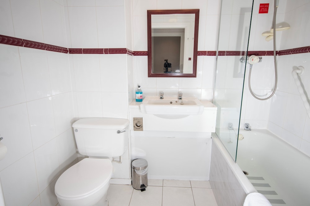 Standard Double Room - Photo 3