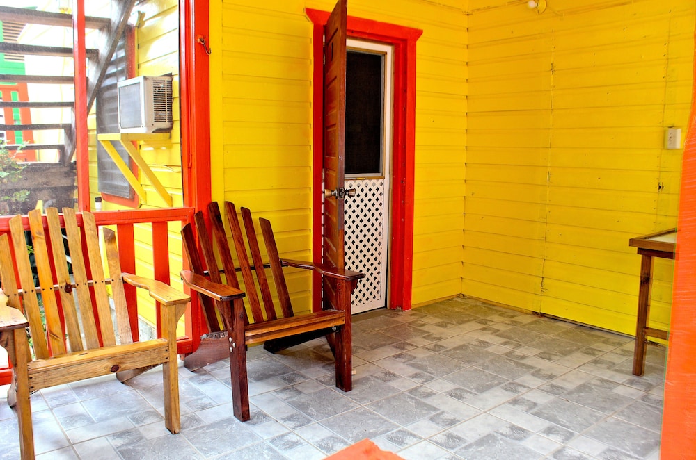 Basic Quadruple Room, Kitchenette, Ground Floor photo 2