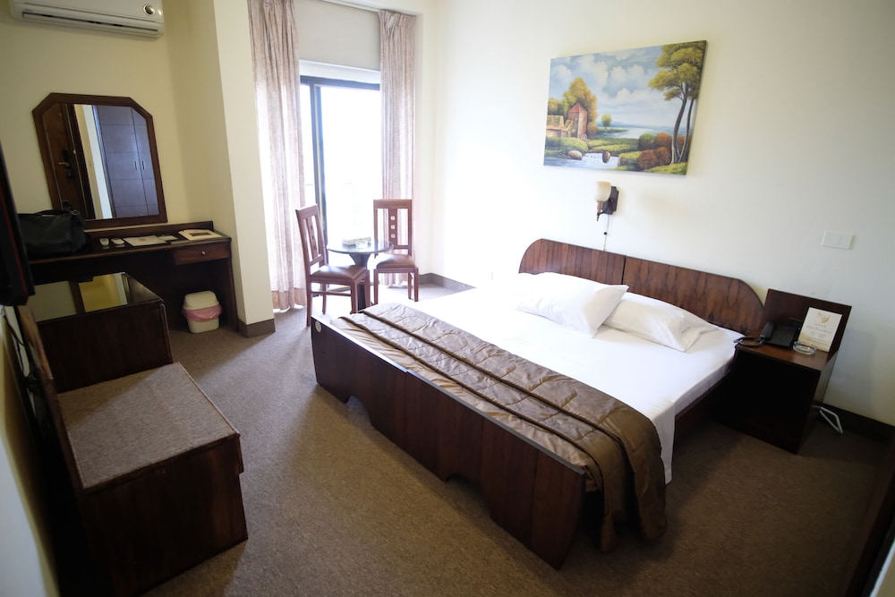 Standard Double or Twin Room photo 2