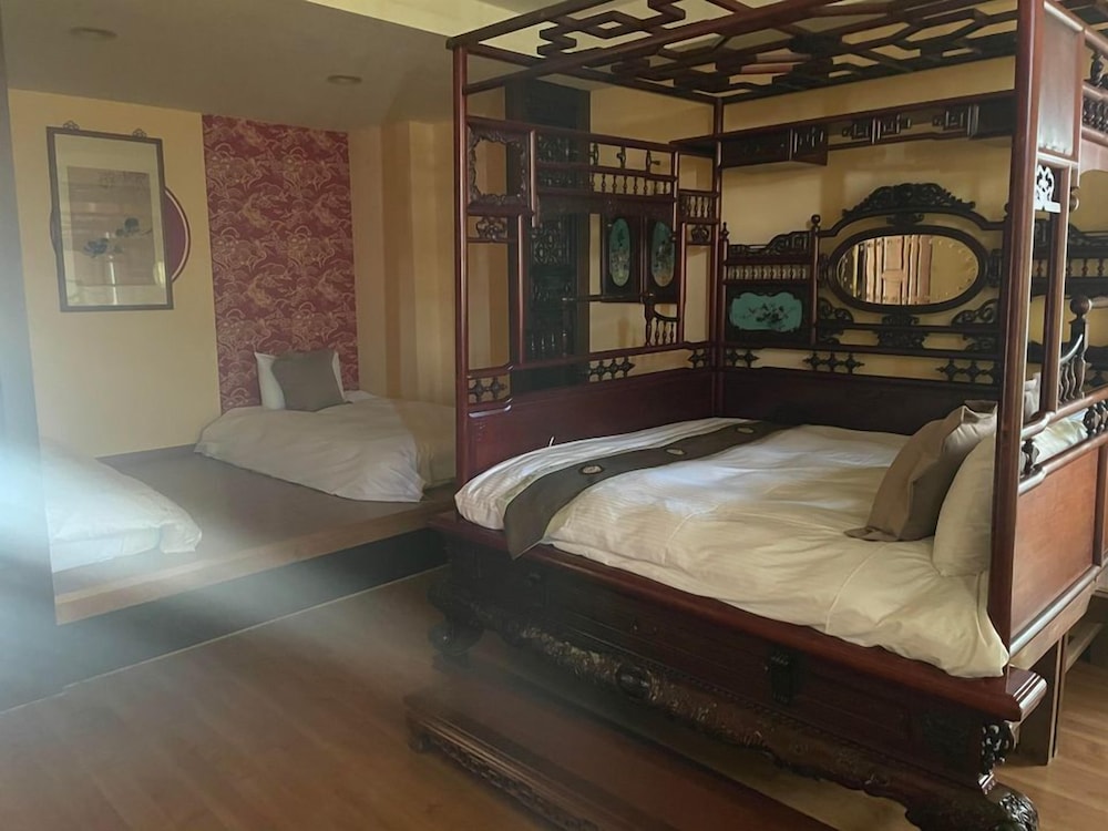 Traditional Quadruple Room photo 1