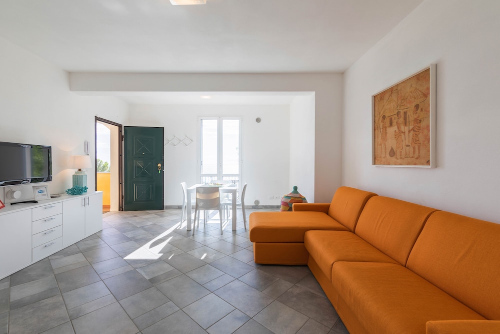 Comfort Apartment, 2 Bedrooms, Sea View, Tower