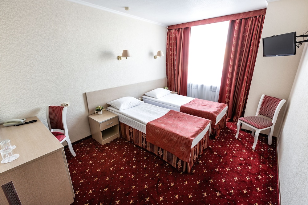 Standard Double or Twin Room photo 1