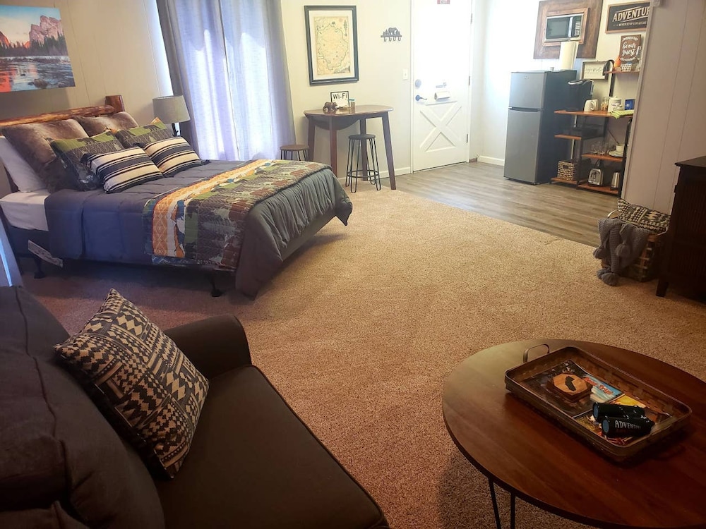 Condo, 1 Bedroom photo 1