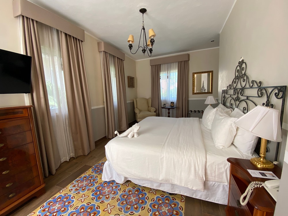 Superior Room, 1 Bedroom - Photo 1