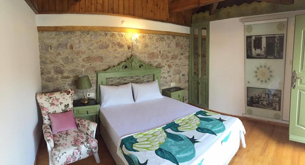 Standard Triple Room, Terrace photo 1