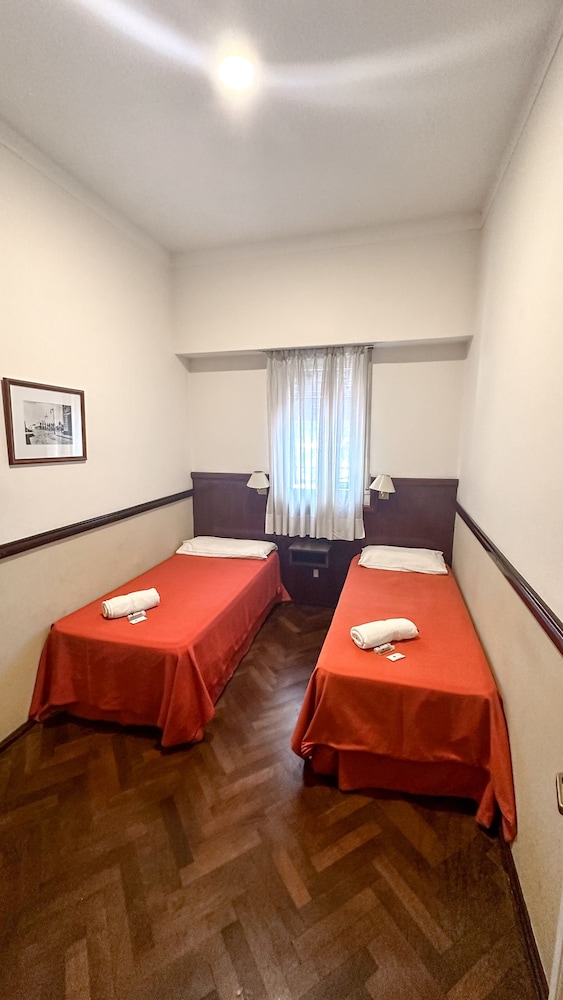 Room, Multiple Beds photo 2