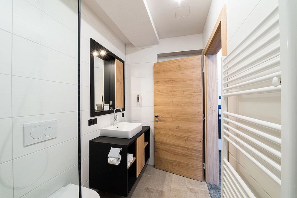 Deluxe Double Room (Rofan) photo 2