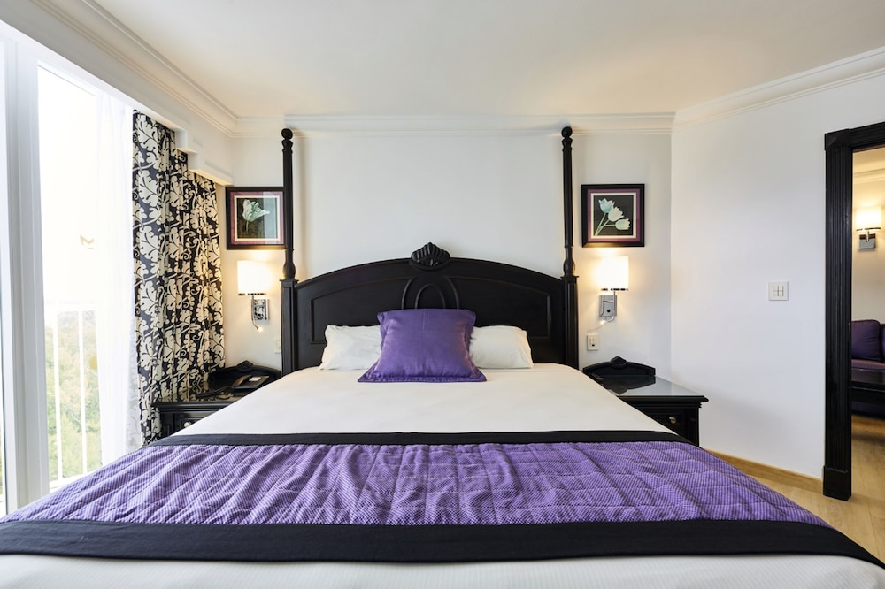 Family Suite, Ocean View (B2C-CA)