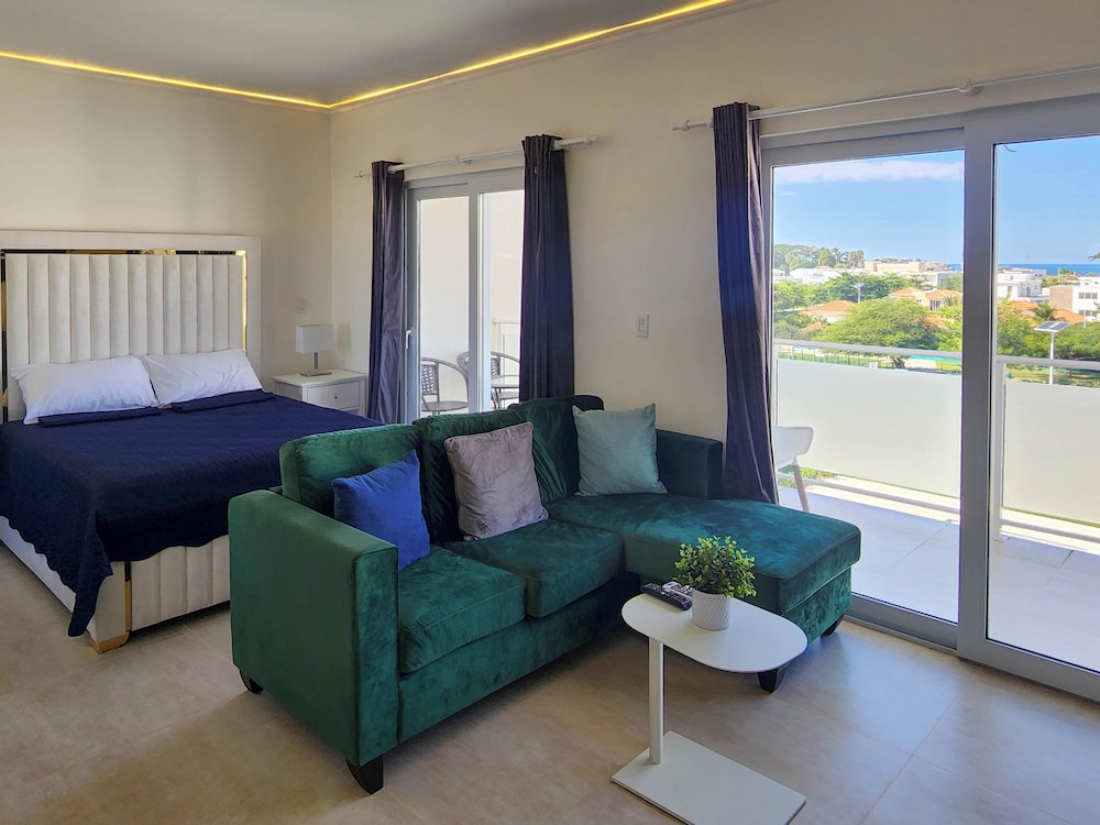 Luxury Studio Suite photo 2