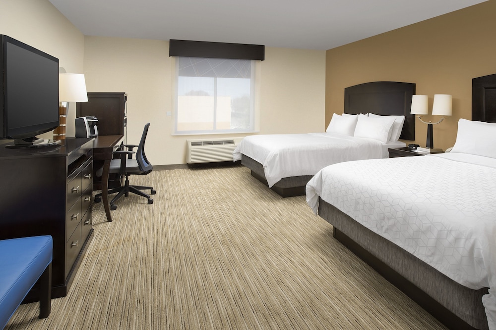 Standard Room, 2 Queen Beds, Accessible (Mobility, Accessible Tub) - Photo 1
