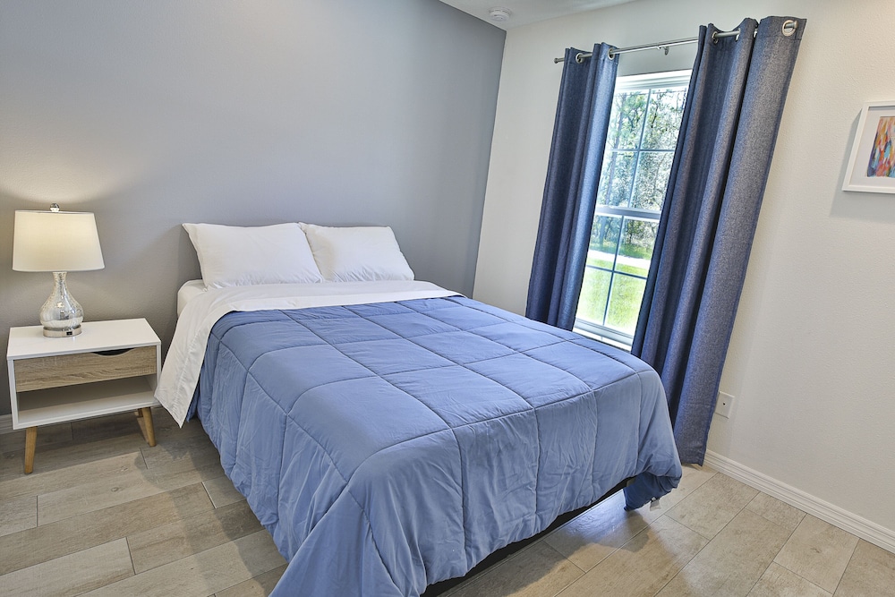 Premier House, 2 Bedrooms, Lanai, Garden View photo 2