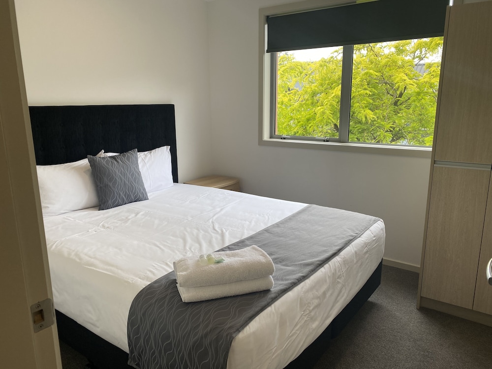 Executive Room, 2 Bedrooms, Refrigerator & Microwave (First Floor) thumbnail 6