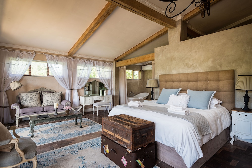Luxury suite - Photo 5