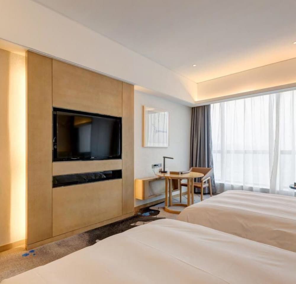 Deluxe Twin Room photo 3