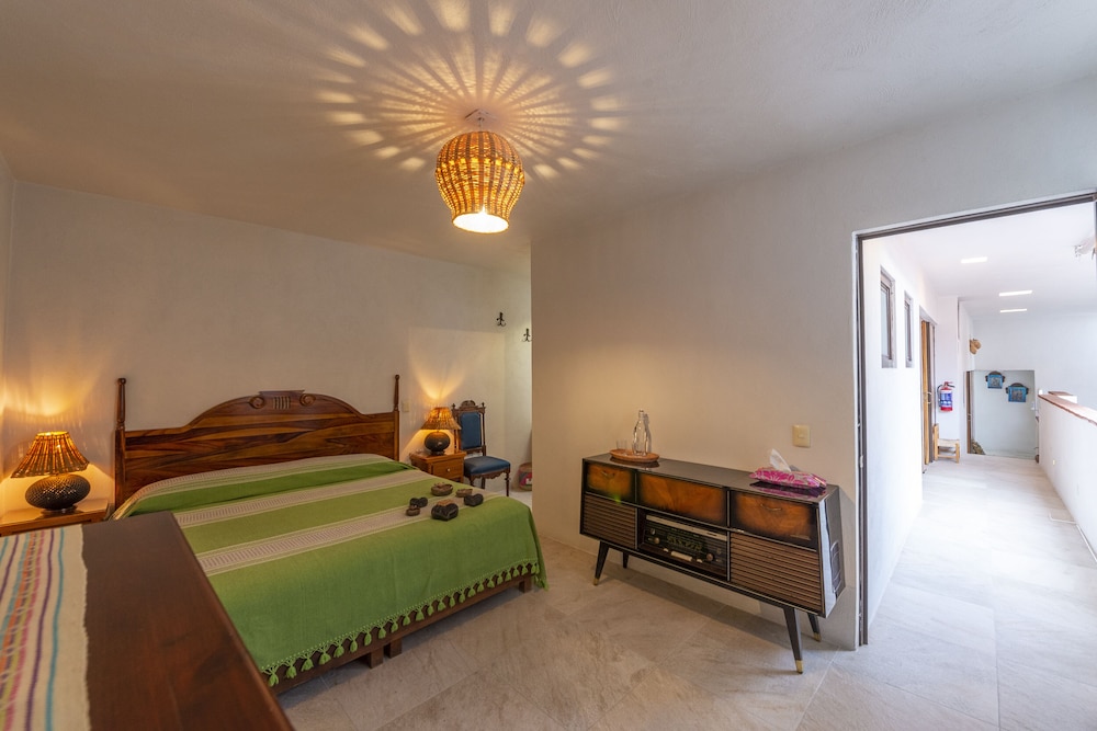 Design Double Room, 1 King Bed