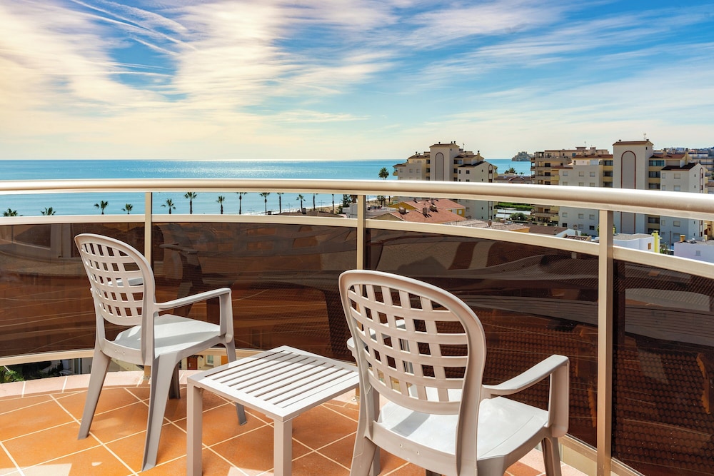 Standard Room, Terrace, Partial Sea View