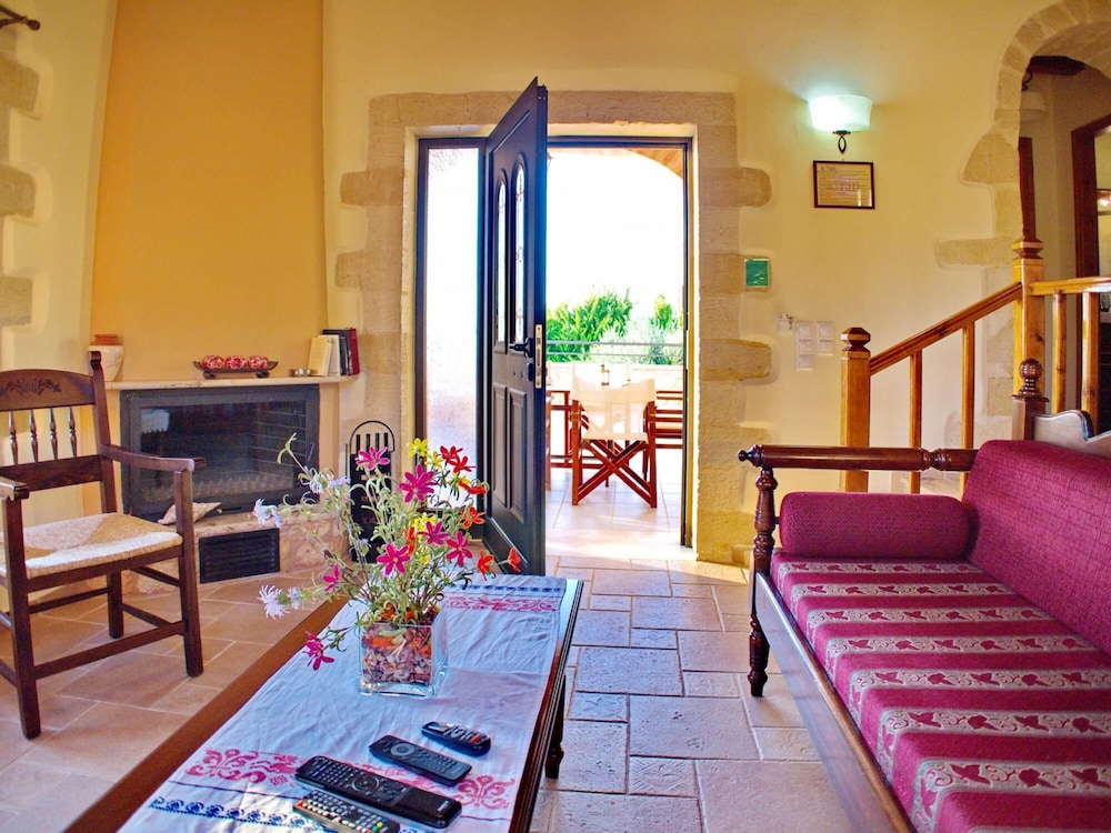 Villa photo 1
